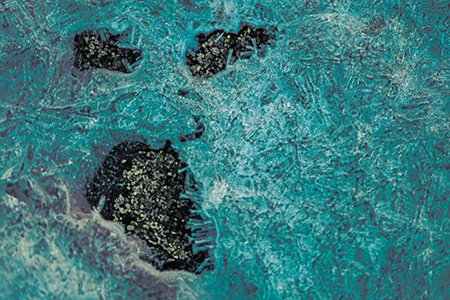 Frozen Ice Screaming Pebble Soil Face (Blue Tint)