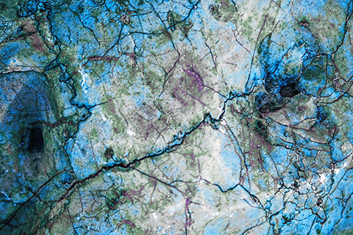 Smirking Chaos Cracked Rock Face (Blue Tint)