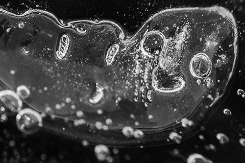 Happy Bubble Faced Blob Frozen Among River (Gray)
