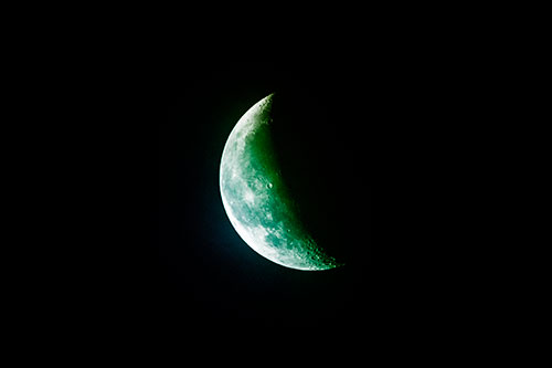 Half Crescent Blue Moon (Rainbow Tone)