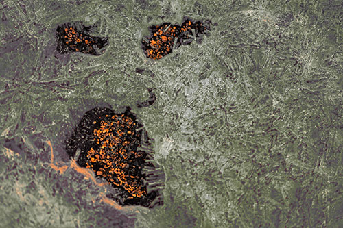 Frozen Ice Screaming Pebble Soil Face (Red Tint)