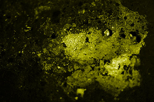 Wide Eyed Oil Demon Face Floating Atop Water (Yellow Shade)